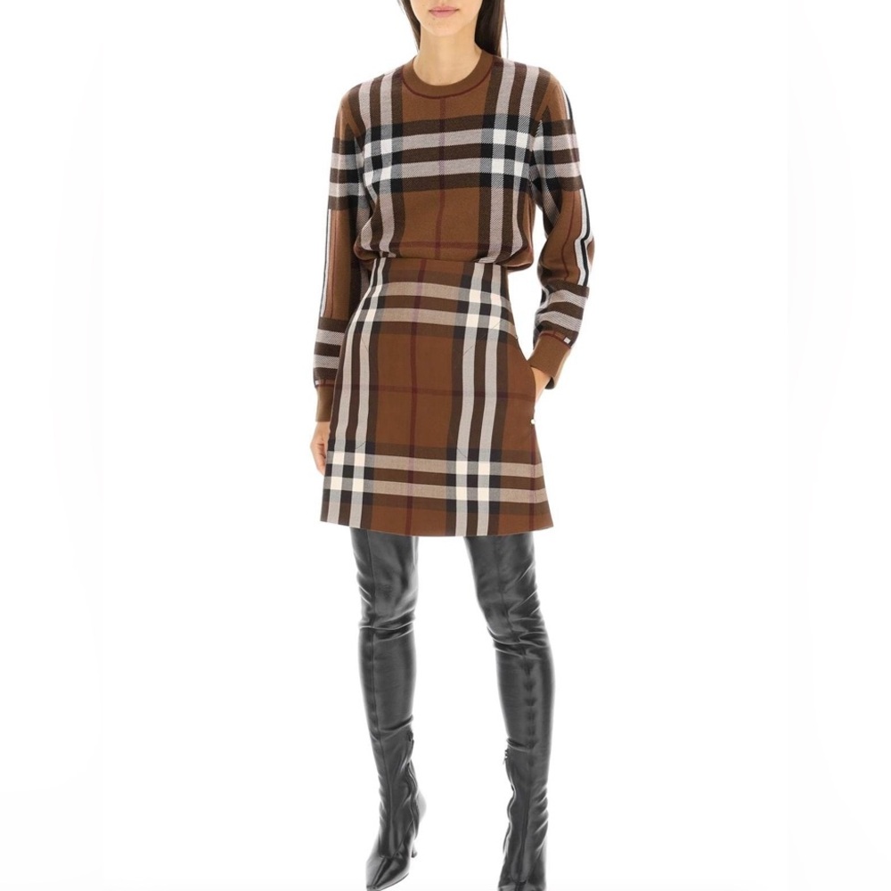 ✨ New Authentic Burberry Wool Check Skirt – Dark Birch Brown | Women’s Size 0 ✨